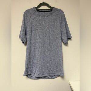 Mens Lululemon Basic Athletic Shirt Size Medium